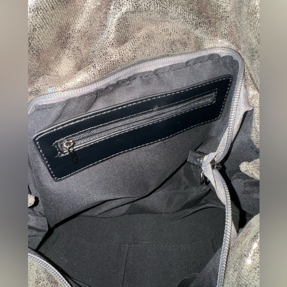 Stylish Metallic Chain-Trimmed Women's Bag - Picture 5 of 7